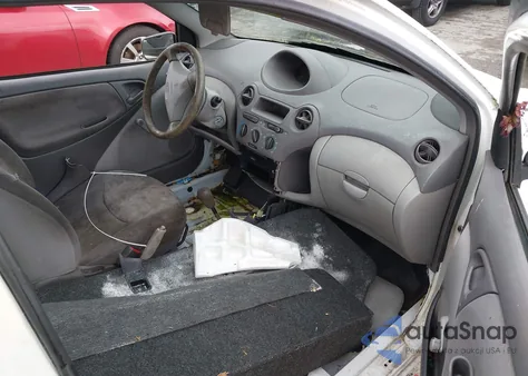 2000 Toyota Echo from USA, damaged, VIN JTDAT1230Y0060235